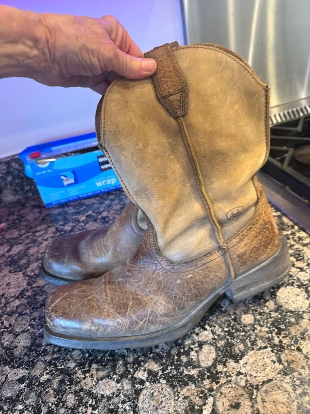 ARIAT RAMBLER men’s size 10 boot preowned preloved - Picture 11 of 15